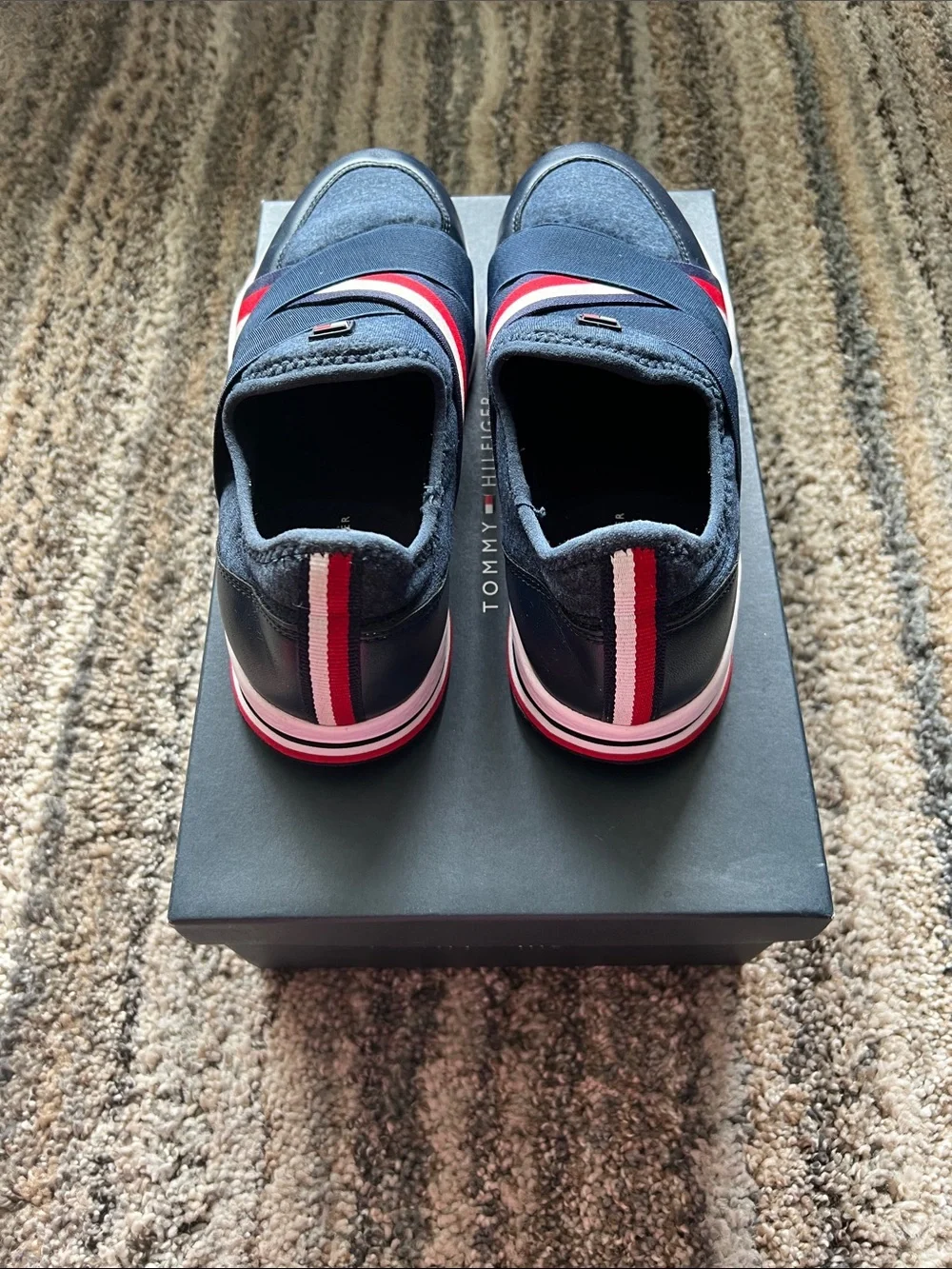 Tommy Hilfiger casual slip